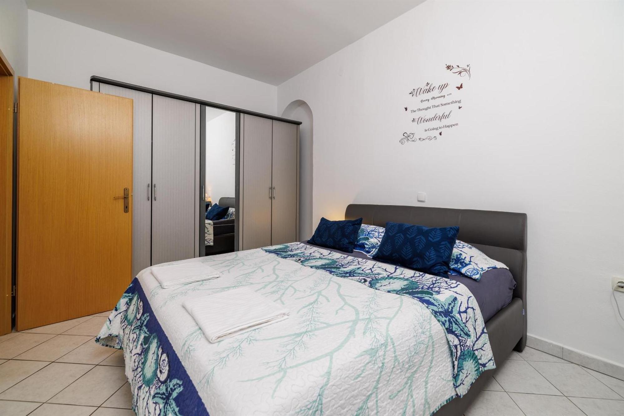 Apartments Buneta 茨里克韦尼察 外观 照片
